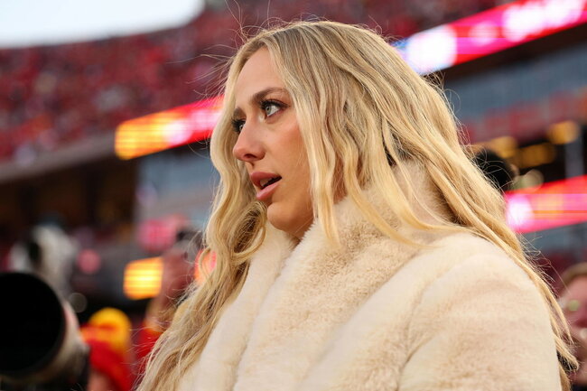 “Pretty Bad”: Patrick Mahomes’ Wife Brittany Seeks Urgent Medical Help After Battling Prolonged Health Issues