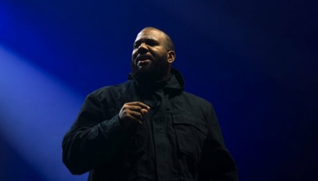 The Game Pulls Up To NYC Club, Immediately Calls 50 Cent Out