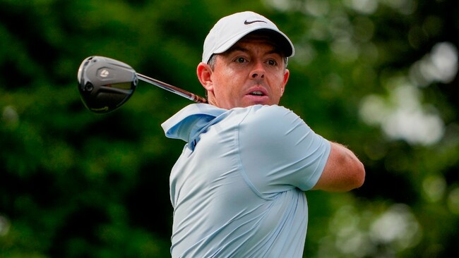 McIlroy shoots 67, climbs into contention at Quail Hollow