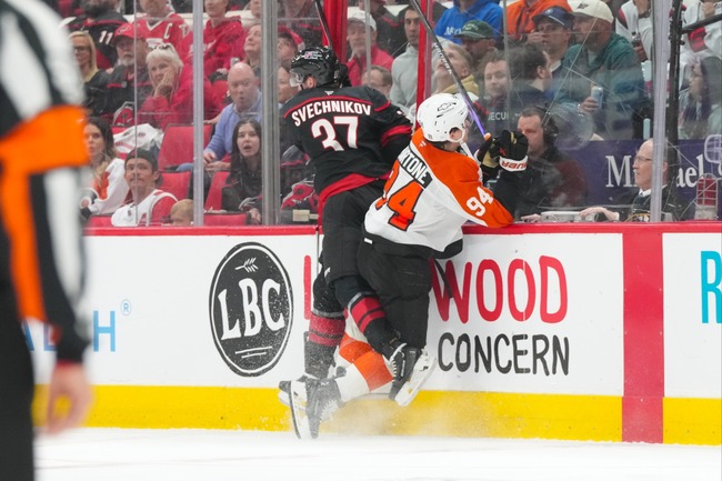 bet365 bonus code: Bet $10, get $200 in bonus bets for Hurricanes vs. Flyers