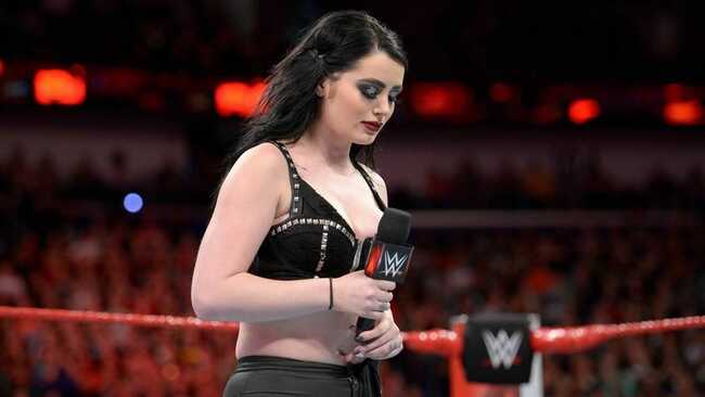 "Needs to be released," "Get rid of her" - Fans call out WWE star after Paige is injured on SmackDown