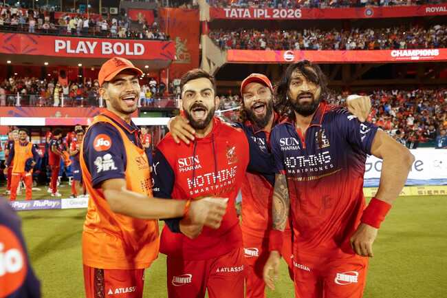 Rasikh Salam puts in an all-out dive to secure a chaotic last-ball win for RCB and knock out MI from IPL 2026 [Watch] 