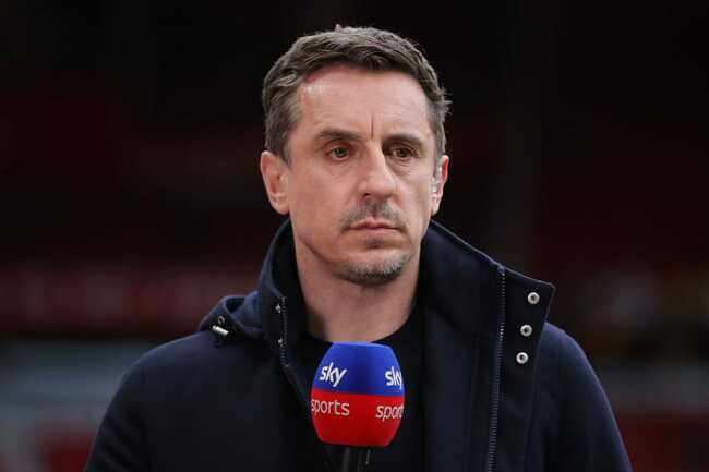 "Asking for trouble" - Gary Neville criticizes 'pretty weak' Arsenal star and makes Premier League title claim