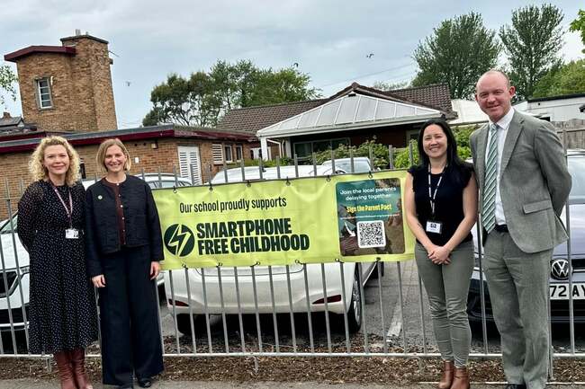 Why we need to crack down on phones in schools - MP's call as he visits Ansdell Primary