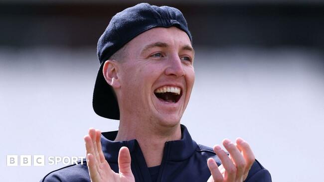 County Championship: Yorkshire beat Surrey by an innings & 127 runs