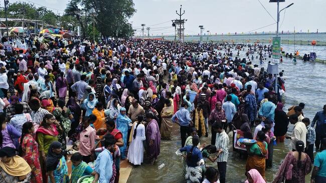 Over 20 lakh devotees attend Rottela Panduga in Nellore