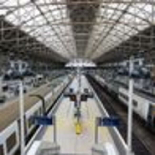 Disruption on Manchester Piccadilly line with delays amid 'train fault'