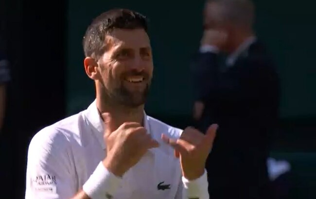 Novak Đoković oduševio Taru i Stefana: Krenuo da imitira poznati ples, oni krenuli da se smeju od srca