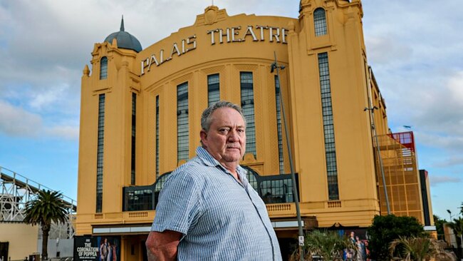 Minutes to live: How a tragedy at a comedy show turned Murray into an unlikely activist