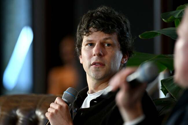 Jesse Eisenberg shoots down ‘silly’ idea of leaving US over Trump