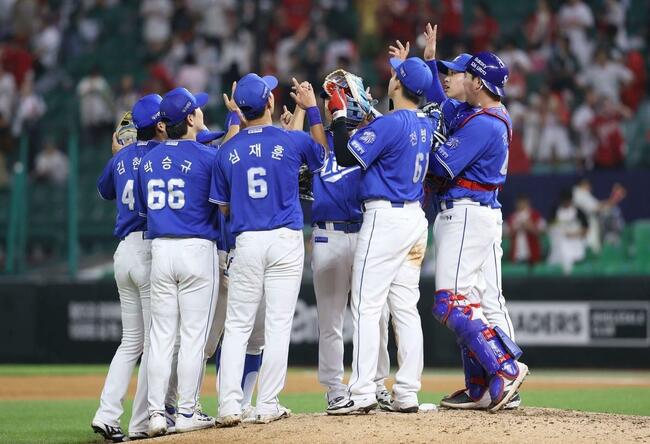 KBO's top 2 clubs set for clash in final series before break