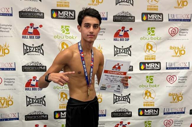 Leeds Boxer Crowned Hull Box Champion