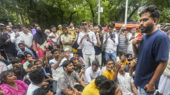 CJP announces Parliament march on July 20; asks students, parents to join in