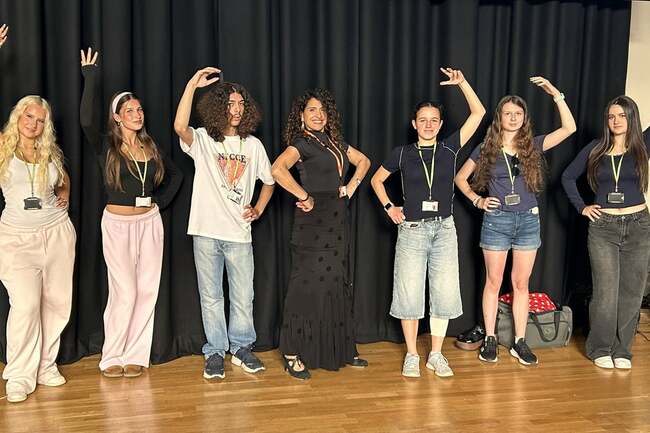Top Flamenco dancer keeps Collyer's students on their toes