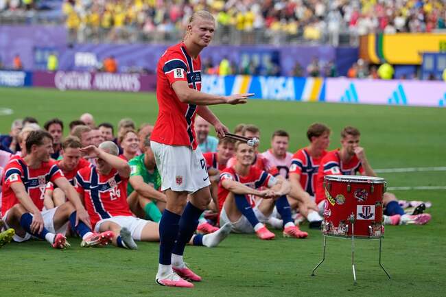 Leeds United Norwegian verdict on England World Cup 'clash of two homes'