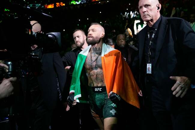 McGregor vs Holloway LIVE: Fight updates and results as Irish star makes controversial UFC 329 comeback