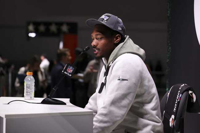 “Did George Pickens, Davante Adams, and Tee Higgins die?”: NFL fans mock Stefon Diggs over proclaiming himself best WR2 in league