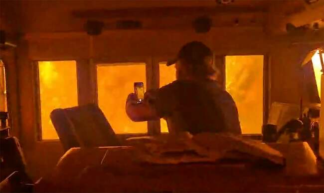 Northern Ontario fires prompt large-scale evacuations, destroy homes in First Nation