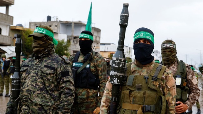Israeli-backed militias in Gaza believe Hamas will not disarm despite Board of Peace deal