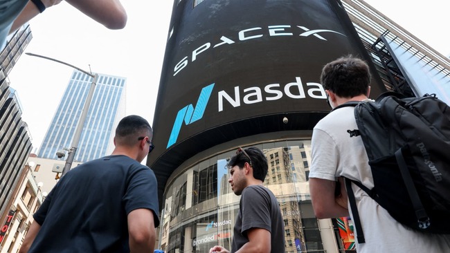 SpaceX's post-IPO plunge sets tense backdrop for first earnings report