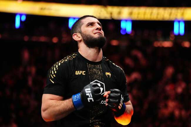 "He is not a fighter that needs guidance" - Javier Mendez hints at when Islam Makhachev could retire from MMA