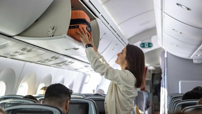 Jetstar halves number of carry-on items customers are allowed
