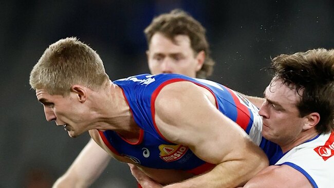 AFL LIVE: Curtis stars as running Roos take lead over Dogs; Libba’s telling concussion comments