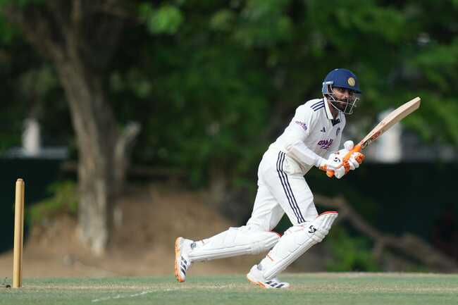 Ravindra Jadeja mimics teammate’s bowling action to leave Gautam Gambhir in splits during SLC XI vs India 2026 warm-up game [Watch]