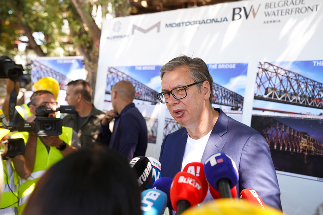 Vučić: Radimo sve da olakšamo užasno težak život Srbima na Kosovu i Metohiji