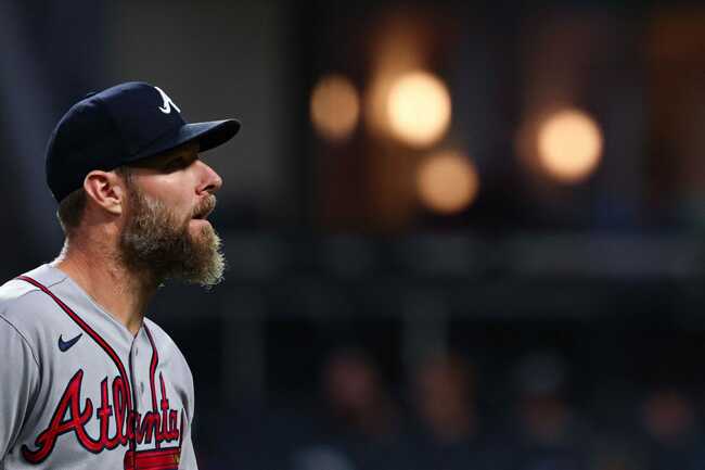 "What a petty clown" - Fans erupt over $38M Braves star's bizarre dugout ejection before the Yankees game