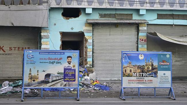 Speed up Hyderabad Metro Rail phase II works in old city; work out modalities for additional coaches: Telangana CM