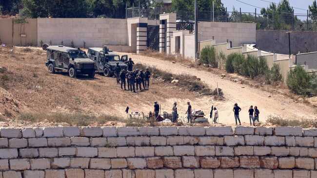 Palestinian family says settlers returned after Kursa outpost dismantled