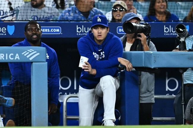 Ohtani out of Dodgers’ lineup for 3rd straight day dealing with left knee, right biceps discomfort