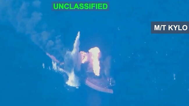 US military blasts trio of Iranian oil tankers