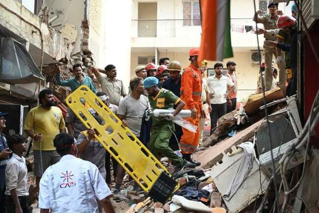 New Delhi building collapse leaves 1 dead, others trapped