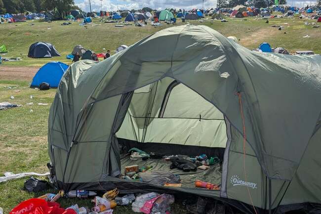 Hundreds of volunteers rescue Leeds Festival rubbish - with finds including tents, food, and cowboy boots