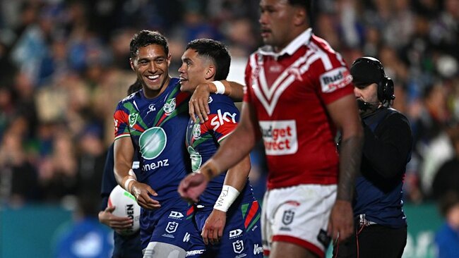NRL finals LIVE: Warriors, Dolphins clash going down to the wire before Sharks face Cowboys