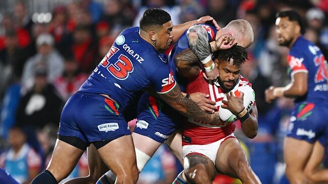 NRL finals LIVE: Three sin-binned in feisty Warriors-Dolphins contest