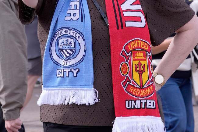 Man United v Man City LIVE: Manchester derby rivals collide in huge clash at Old Trafford