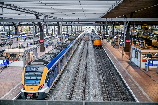 Suspected sabotage triggers a major Dutch rail outage during morning rush hour