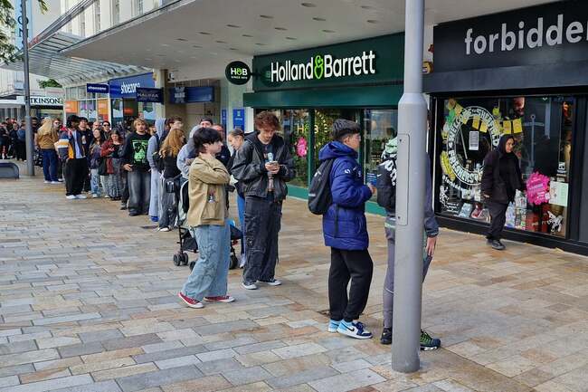 Huge queues in Sheffield city centre as major Pokemon event draws in fans at shops