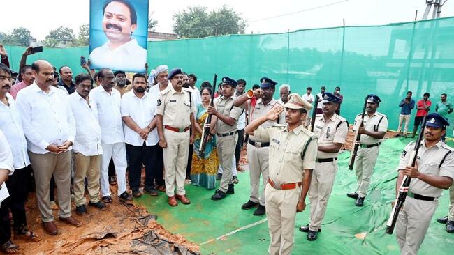 Former Deputy CM Alla Nani’s last rites performed with State honours