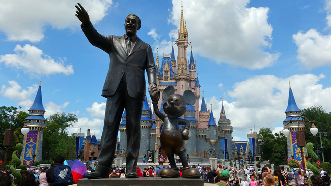UCF Knights unveil incredibly on-brand helmet sponsorship deal with Walt Disney World