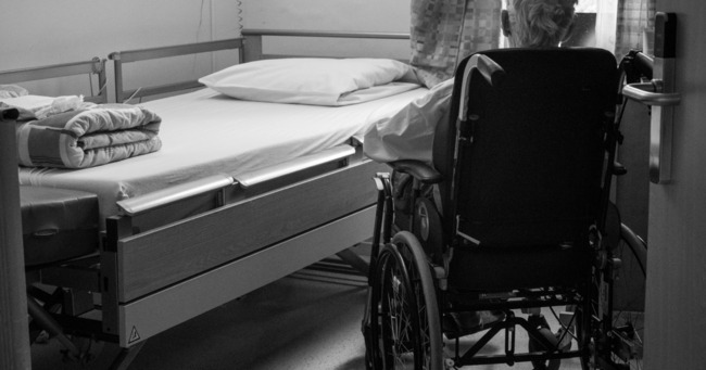 Illinois reaches agreement with Muslim doctors over assisted suicide law