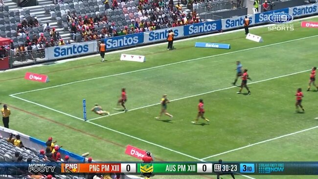 Sharks star Taylor first over the line