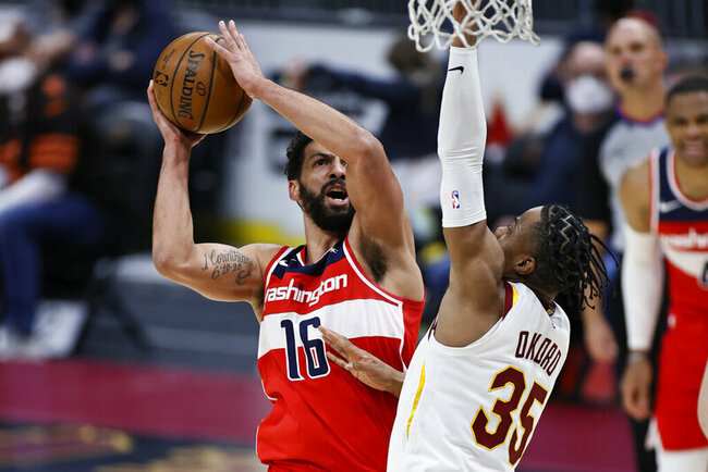 Westbrook posts 31st triple-double, Wizards rout Cavs 122-93