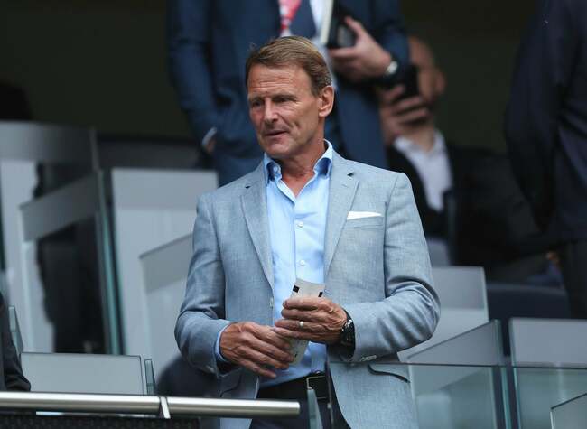 "It shocks me that he’s still playing like a kid" - Teddy Sheringham makes feelings clear about one Arsenal star