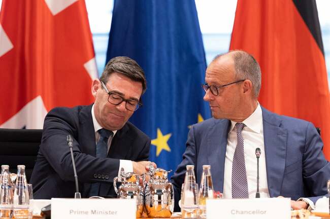 Labour voters overwhelmingly want Andy Burnham to commit to rejoining the EU, poll shows