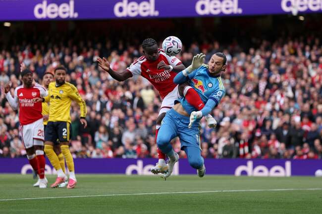 Arsenal v Leeds LIVE: Champions held at bay as Premier League returns