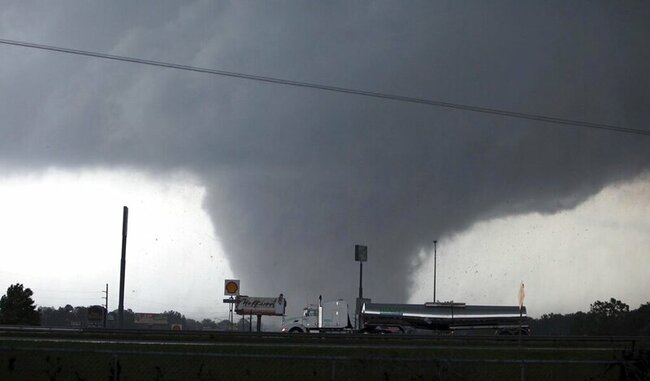 Pastor of disaster: Minister weathered tornado, hurricane